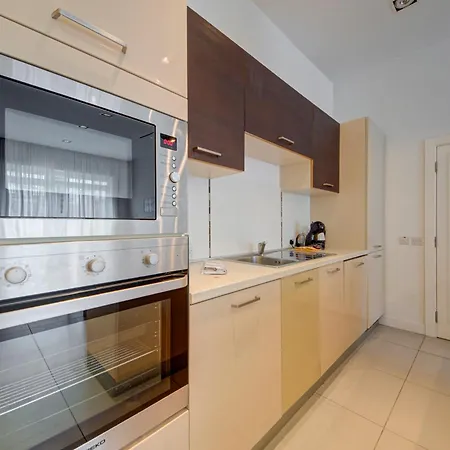St Julian's 2br Terrace With Private Jacuzzi Apartment Saint Julian's