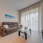 St Julian's 2br Terrace With Private Jacuzzi Apartman San Ġiljan