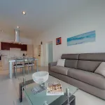 St Julian's 2br Terrace With Private Jacuzzi Apartman