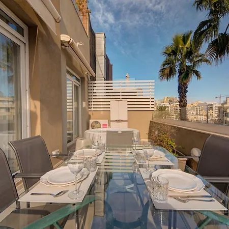 St Julian's 2br Terrace With Private Jacuzzi Daire *