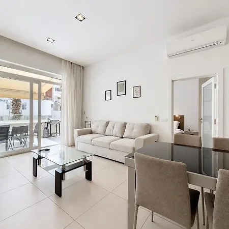 St Julian's 2br Terrace With Private Jacuzzi Апартаменты Сент Джулианс