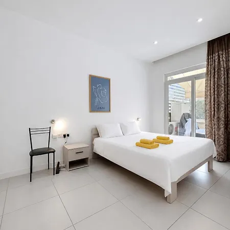 St Julian's 2br Terrace With Private Jacuzzi *